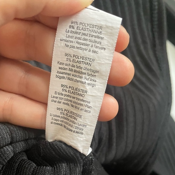 Pretty Little Thing Black Long Sleeve Maxi Dress. Pre-Owned. - Picture 6 of 7